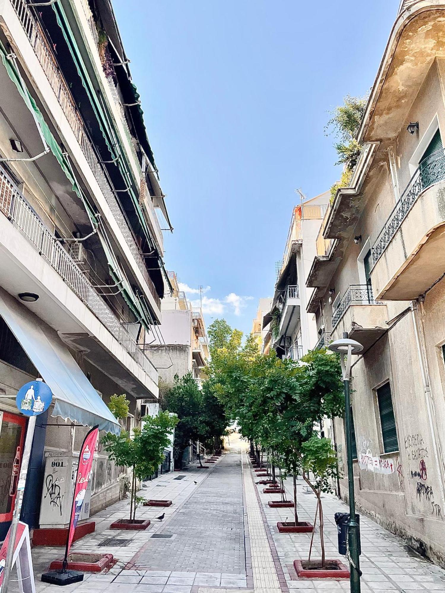 Comfy And Spacious Two Bedroom Apartment With Balcony Athen Exterior foto