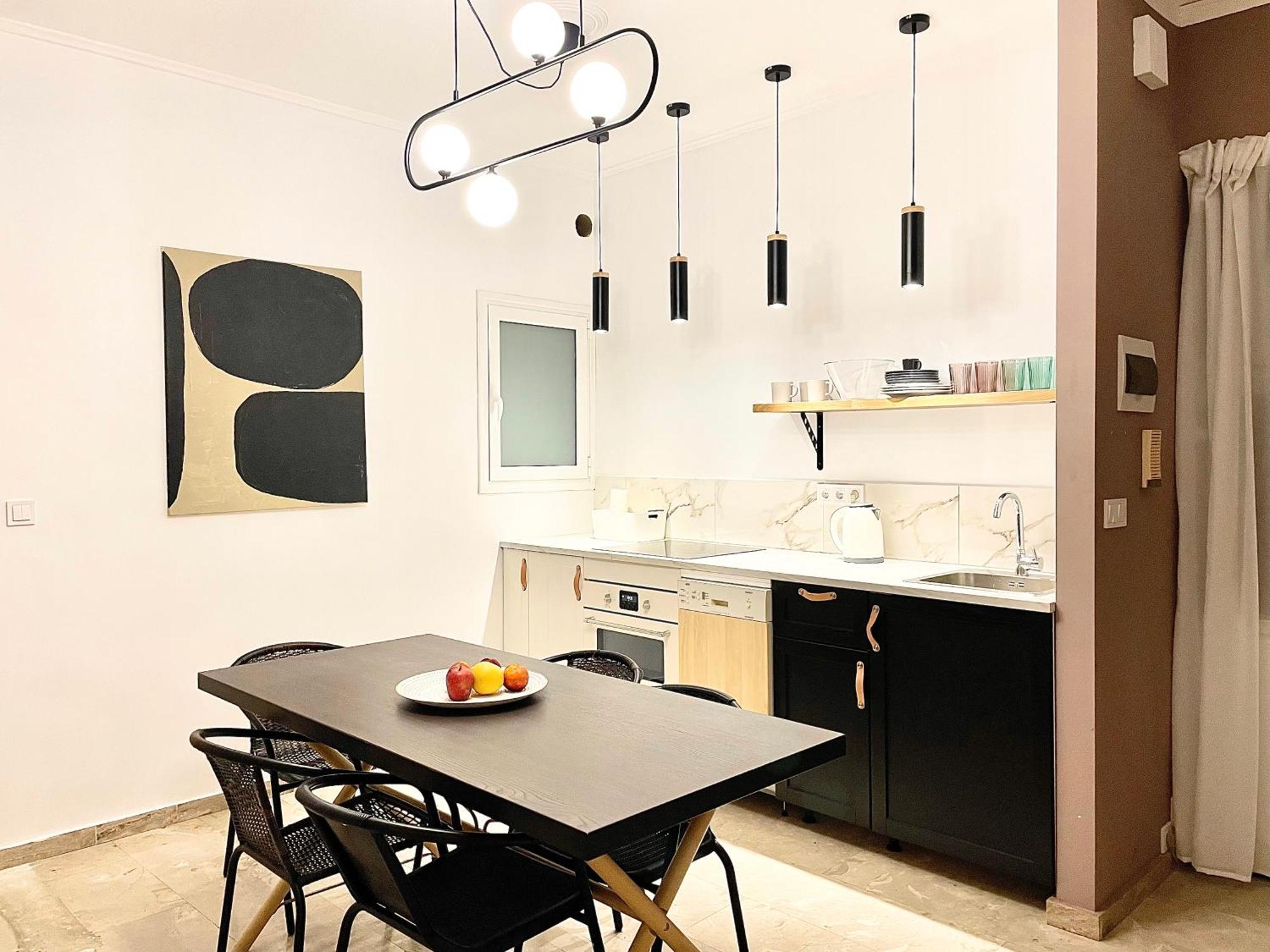 Comfy And Spacious Two Bedroom Apartment With Balcony Athen Exterior foto